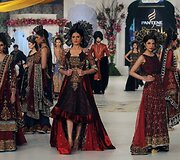 &bdquo;Bridal Couture Fashion&ldquo; akimirka