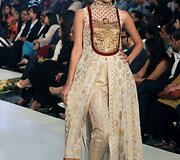 &bdquo;Bridal Couture Fashion&ldquo; akimirka