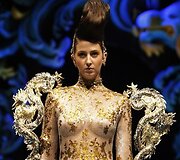 Guo Pei auk&scaron;tosios mados kolekcija