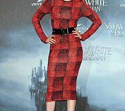 Aktorė Kristen Stewart ir &bdquo;Crosby Derek Lam&ldquo; suknelė
