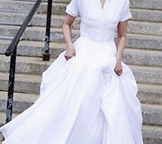 Aktorė Leelee Sobieski ir &bdquo;Jil Sander&ldquo; suknelė