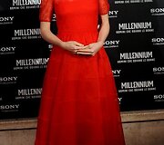 Aktorė Rooney Mara ir &bdquo;Valentino&ldquo; suknelė