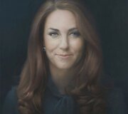 Kembridžo hercogienės Catherine oficialus portretas Nacionalinėje portretų galerijoje Londone