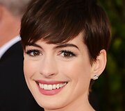 Anne Hathaway &ndash; geriausia antro plano aktorė (filmas &bdquo;Vargdieniai&ldquo;)