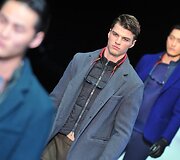&bdquo;Emporio Armani&ldquo; kolekcija
