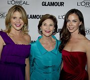 7 vieta &ndash; žurnalistė, buvusio JAV prezidento George'o Busho dukra Jenna Bush Hager (kairėje; nuotr. su mama Laura ir seserimi Barbara)