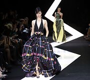 &bdquo;Armani Prive&ldquo; kolekcija