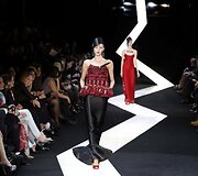 &bdquo;Armani Prive&ldquo; kolekcija