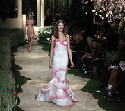 &bdquo;Zahia Dehar&ldquo; pavasario-vasaros kolekcija