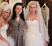 I&scaron; kairės: Oksana Pikul, Viktorija Jakučinskaitė ir Monika Kvietkutė