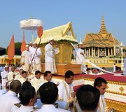 Kambodžos karaliaus Norodomo Sihanouko laidotuvių procesija