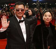 Žiuri prezidentas, korėjiečių režisierius Wong Kar Wai su žmona Esther