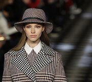 &bdquo;Tommy Hilfiger&ldquo; mados kolekcija moterims