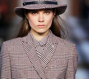 &bdquo;Tommy Hilfiger&ldquo; mados kolekcija moterims