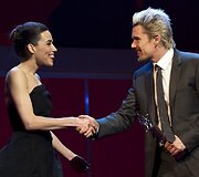 Arta Dobroshi ir Ethanas Hawke'as