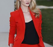 Manekenė Rosie Huntington-Whiteley