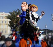 Prancūzijos prezidento Francois Hollande'o ir Vokietijos kanclerės Angelos Merkel lėlės