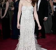 Stilius: Kristen Stewart ir &bdquo;Reem Acra&ldquo; suknelė