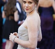 Beskonybė: Amy Adams ir &bdquo;Oscar de la Renta&ldquo; suknelė