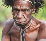 Klise kaimo gyventojas (Papua provincija, Indonezija) 