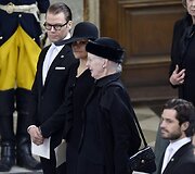 I&scaron; kairės: princas Danielis, princesė Victoria, Danijos karalienė Margrethe ir princas Carlas Philipas