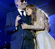Andrea Bocelli ir Jennifer Lopez