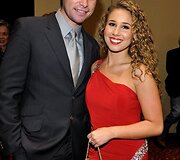 Dainininkai Michaelas Johnsas ir Haley Reinhart