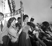 Gina Lollobrigida (1955 m. Kanų kino festivalyje)