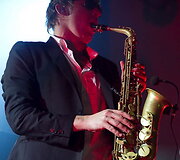 &bdquo;Parov Stelar Band&ldquo; koncerto akimirka