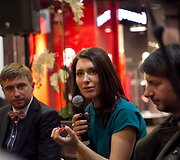 I&scaron; kairės: Marius Jampolskis, Kristina Buožytė ir Bruno Samperis