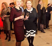 Nijolė Jagelavičienė (de&scaron;inėje)