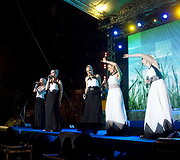 &bdquo;Pop Ladies&ldquo;