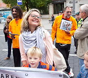 Beata Nicholson su vaikais