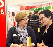 Vida Rama&scaron;kienė ir Au&scaron;rinė Marija Pavilionienė
