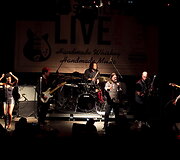 &bdquo;Republic of Loose&ldquo; koncerto akimirka