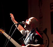 &bdquo;Republic of Loose&ldquo; koncerto akimirka