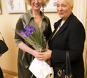 Nijolė Narmontaitė (kairėje)