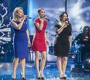 Violeta Tarasovienė, Karina Krysko ir Evelina Sa&scaron;enko