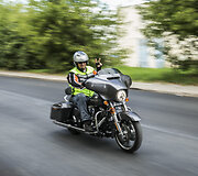 Harley-Davidson bandomasis važiavimas