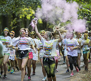 &bdquo;The Color Run&ldquo; bėgimo Vilniuje akimirka