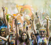 &bdquo;The Color Run&ldquo; bėgimo Vilniuje akimirka