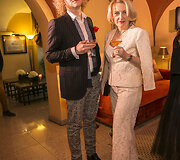 Eglė Mikailienė su sūnumi Eimučiu