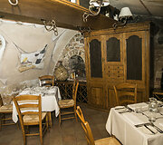 Vakarienės &bdquo;Dine in the dark&ldquo; akimirka