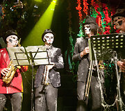 &bdquo;Bad Ass Retro Orchestra&ldquo; grupė