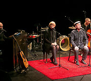 Keistuolių teatro naujo sezono atidarymo akimirka