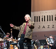 Vladimiras Tarasovas & LITHUANIAN ART ORCHESTRA