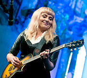Eiv&oslash;r P&aacute;lsd&oacute;ttir koncerto akimirka
