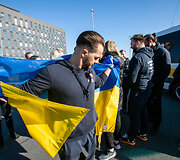 Pasitikti i&scaron; Ukrainos į Lietuvą grįžę iniciatyvos &bdquo;Lietuvos medikai Ukrainoje&ldquo; dalyviai.