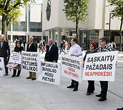 Lietuvos auk&scaron;tųjų mokyklų profesinių sąjungų susivienijimo piketas