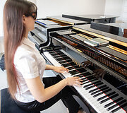 Neregė pianistė Silvija Beatričė